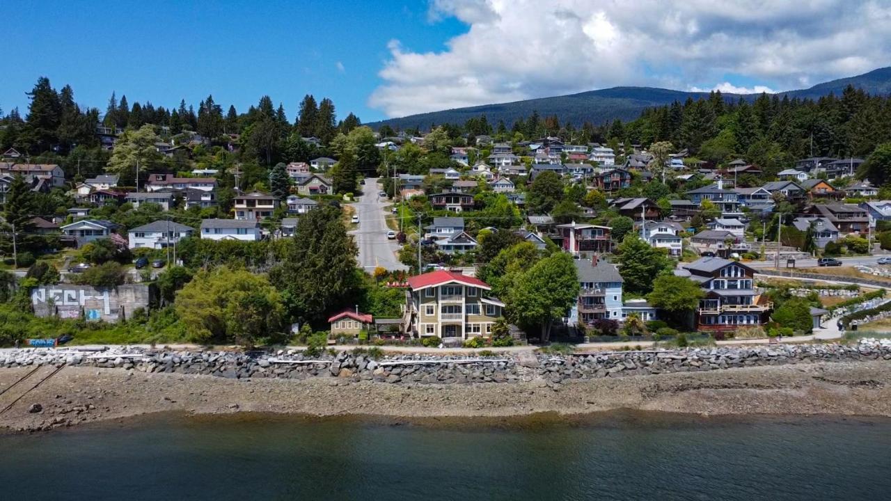 Iconic 3-Story Waterfront 'Marina House' W/ View Villa Gibsons Exterior foto